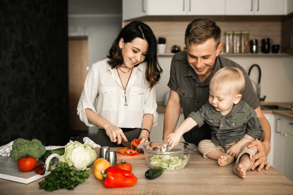 Cum sa creezi obiceiuri alimentare sanatoase pentru copilul tau monica sanpalean parentool blog